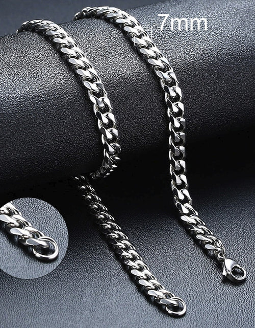 Load image into Gallery viewer, Cuban Chain Necklace for Men Women, Basic Punk Stainless Steel Curb Link Chain Chokers,Vintage Gold Tone Solid Metal Collar
