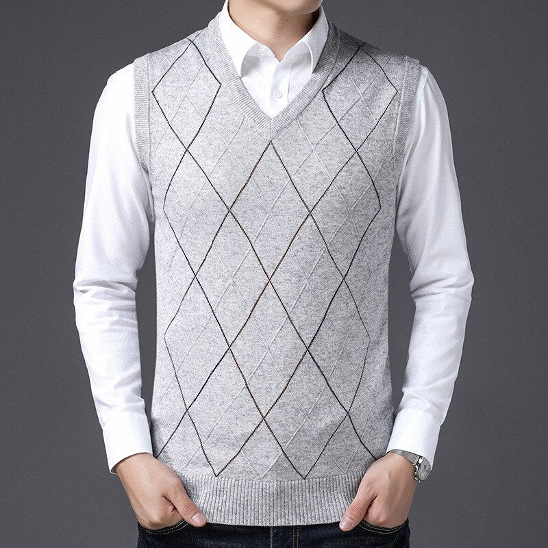 New Autumn Winters Men&#39;s Knitted Sweater Vests V-neck Middle-aged Sweater Vest for Male Tops Knitted Vest