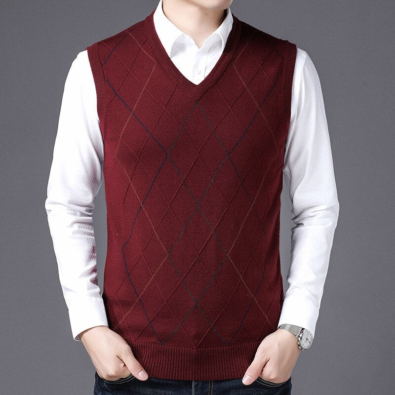 New Autumn Winters Men&#39;s Knitted Sweater Vests V-neck Middle-aged Sweater Vest for Male Tops Knitted Vest