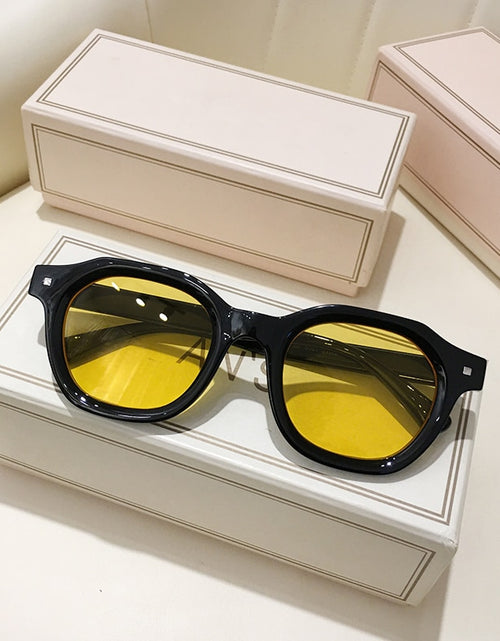 Load image into Gallery viewer, New Trendy Square Rectangle Sunglasses Vintage Women Brand Design Green Frame Yellow Lens Sun Glasses Men Shades UV400
