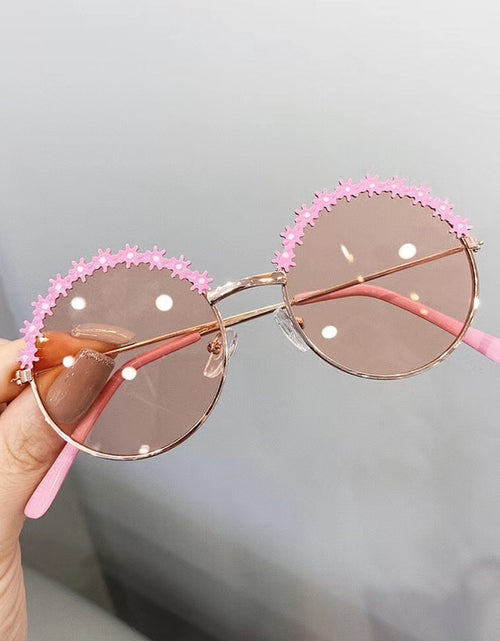 Load image into Gallery viewer, Round kids sunglasses Flower Baby Children Shades Sun Glasses Girls Cute Half Frame Metal Eywear UV400
