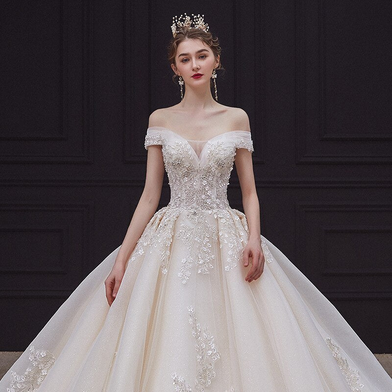 Luxury Handmade Boat Neck Wedding Dress With Train Lace Flower Bridal Dress Elegant Off The Shoulder Ball Gown Robe De Mariee