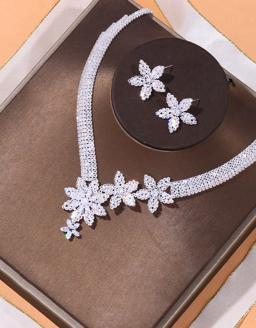 Load image into Gallery viewer, Zircon Flowers Necklace and Earrings Set Jewelry for Women 2021 New Fashion Nigeria Rhinestone Party Jewelry Set Gift
