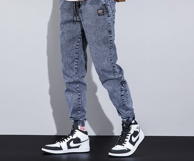 2022 Spring Summer Loose Men&#39;s Jeans Text Embroidery Baggy Elastic Waist Harlan Cargo Jogger Trousers Male Grey Large Size M-8XL