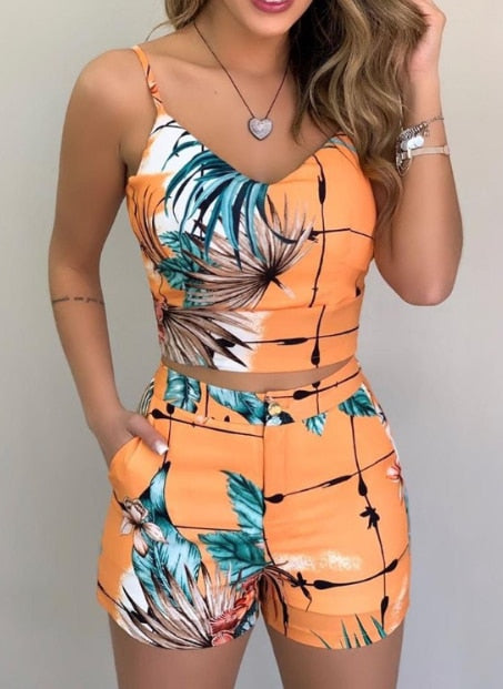 Load image into Gallery viewer, Summer Women Fashion 2-piece Outfit Set Sleeveless Print Top and Shorts Set for Ladies Women Party wear
