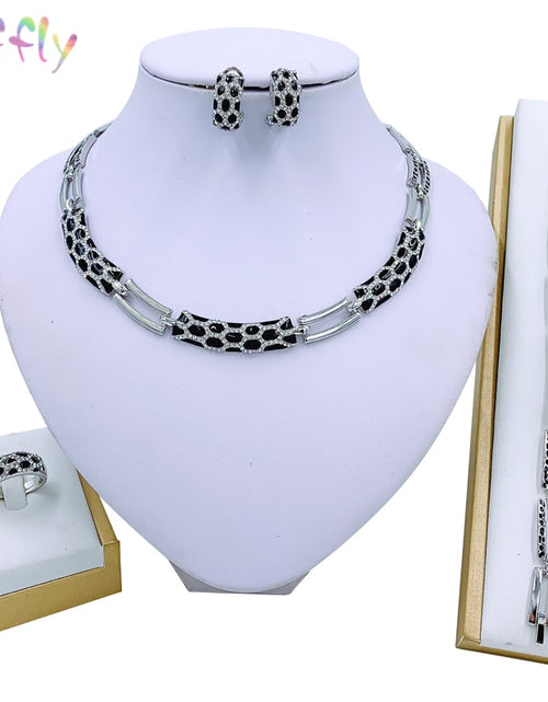 Load image into Gallery viewer, Dubai Costume Jewelry Sets for Women Luxury Bridal Nigerian Wedding African Beads Jewelry Set New Design
