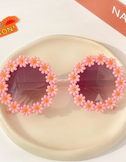 Load image into Gallery viewer, New Kids Sunglasses Children Round Flower Sunglasses Girls Boys Baby Sport Shades Glasses UV400 Outdoor Sun Protection Eyewear
