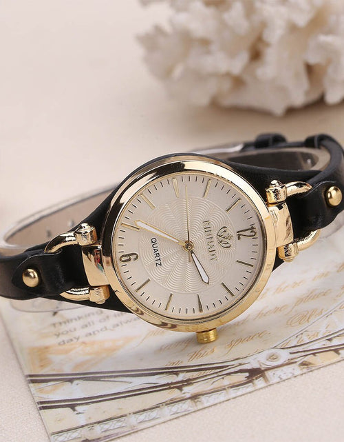 Load image into Gallery viewer, Women Casual Watches Round Dial Rivet PU Leather Strap Wristwatch Ladies Analog Quartz Watch Gifts Accessories
