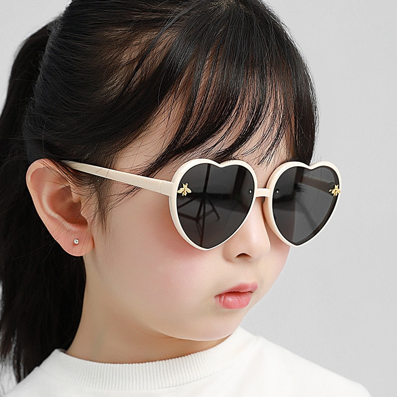 2023 Fashion Heart-Shape Sunglasses For Kids Retro Cute Pink Cartoon Sun Glasses Frame Girls Boys Baby Children Eyewear Goggles