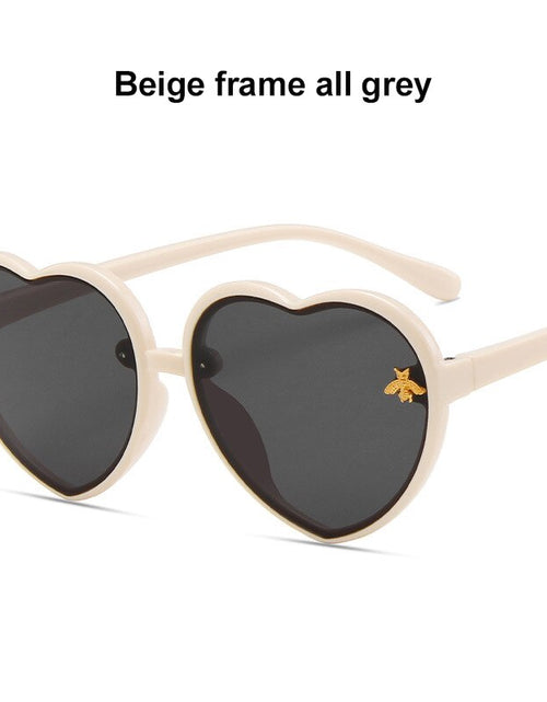 Load image into Gallery viewer, 2022 Fashion Brand Heart Sunglasses Children Retro Cute Pink Cartoon Sun Glasses Frame Girls Boys Baby Sunglasses UV400 Eyewear
