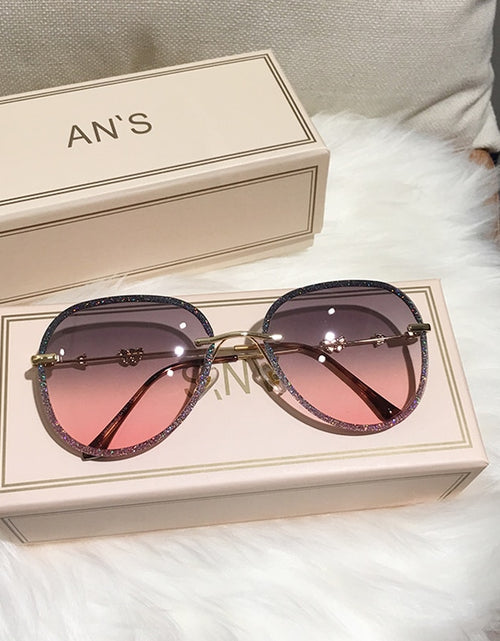 Load image into Gallery viewer, 2023 New Diamond Sunglasses Female Brand Design Imitation Rhinestones Gradient Lens UV400 Pilot Sun Glasses Women Shades S316
