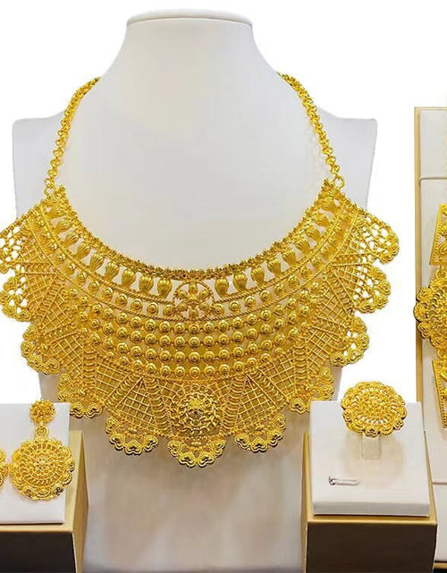 Load image into Gallery viewer, Luxury Dubai Gold Wedding Jewelry Big Necklace Earrings Set for Women Bridal Accessories Gift Indian Jewellery Set
