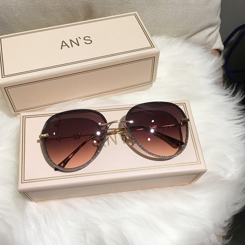 2023 New Diamond Sunglasses Female Brand Design Imitation Rhinestones Gradient Lens UV400 Pilot Sun Glasses Women Shades S316