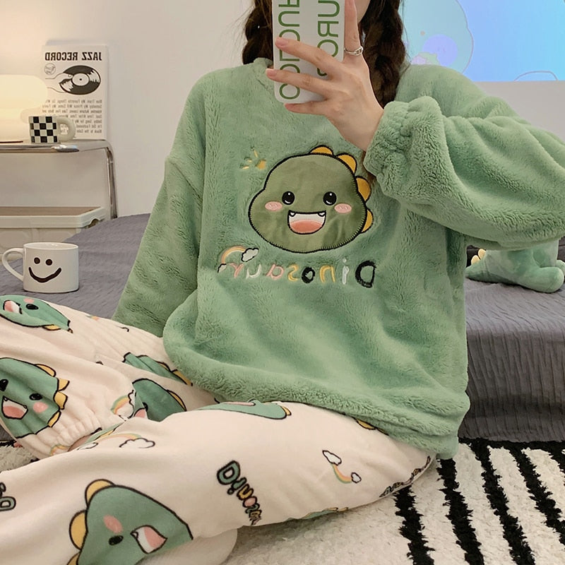 Autumn Winter New Warm Flannel Women&#39;s Pajamas Set Long-sleeved Trousers Two-piece Set Cute Soft Home Wear Clothes for Women